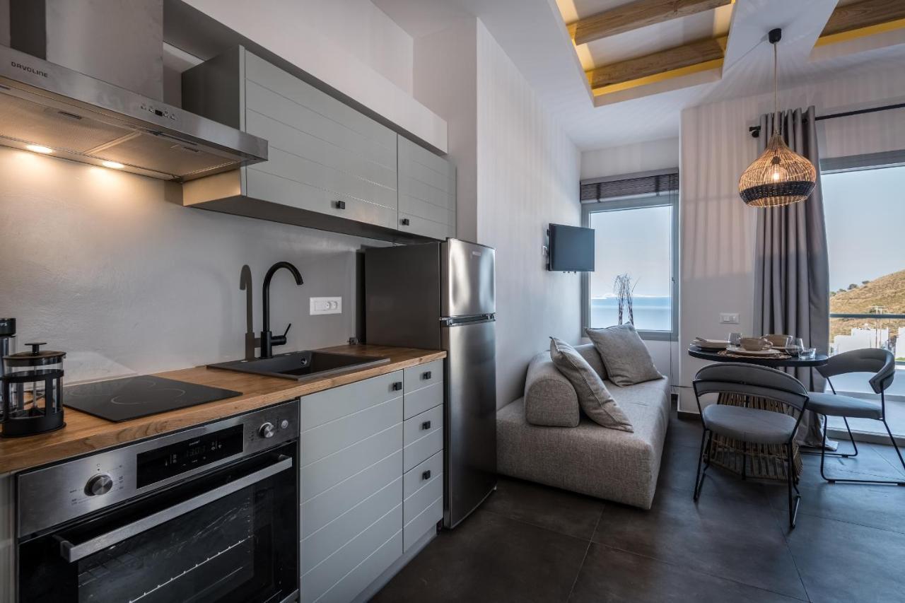 Vivere Luxury Suites Pera Gyalos Eksteriør billede
