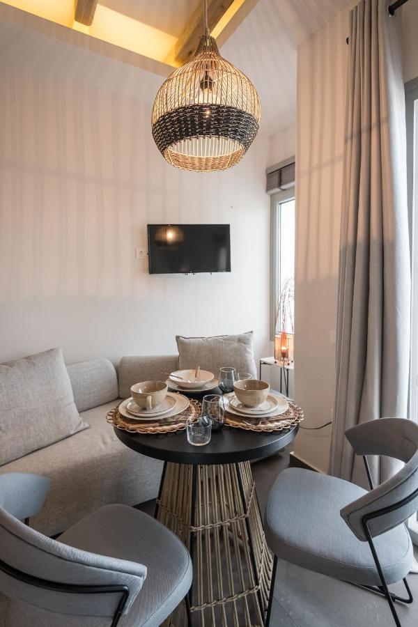 Vivere Luxury Suites Pera Gyalos Eksteriør billede